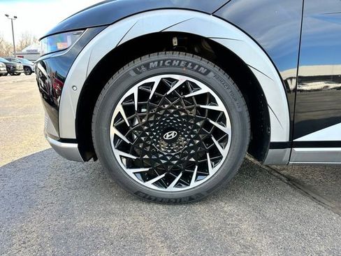 New 2024 Hyundai Ioniq 5 Limited image 12