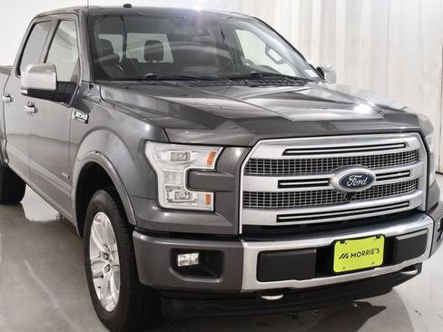 Used 2017 Ford F150 Platinum w/ Equipment Group 701A Luxury AWD/4WD image 4