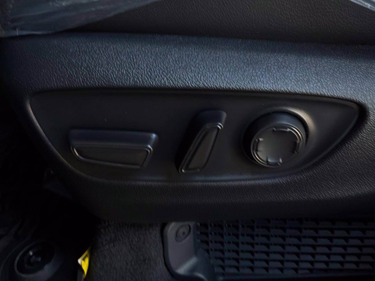 New 2026 Toyota Sienna XLE Woodland Edition AWD/4WD image 12