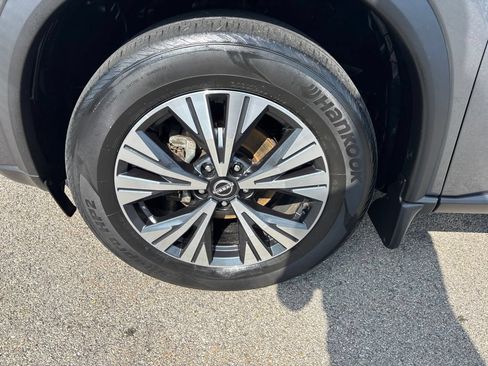 Certified 2023 Nissan Rogue SV w/ SV Premium B Package AWD/4WD image 11
