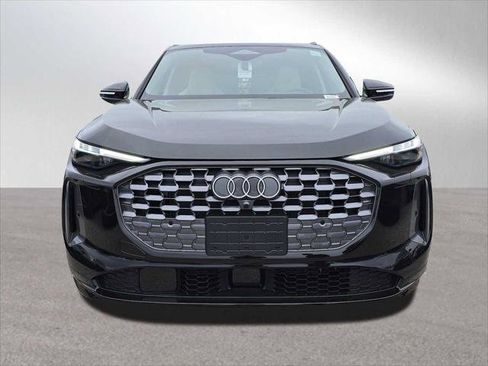 New 2025 Audi Q5 Prestige image 8