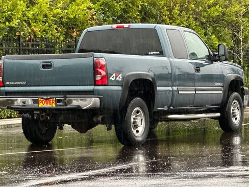 Used 2006 Chevrolet Silverado 2500 LT w/ Skid Plate Package image 4