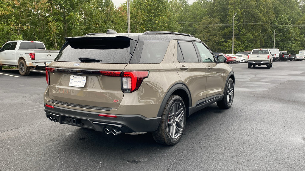 New 2026 Ford Explorer ST w/ Sun And Sound Package AWD/4WD image 5