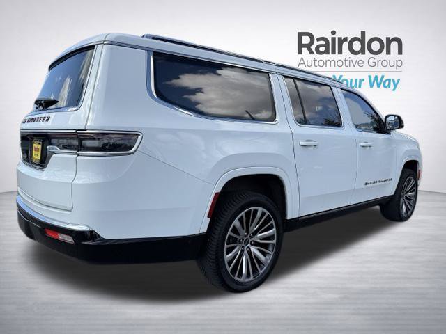 Used 2023 Jeep Grand Wagoneer L Series III w/ Rear Seat Video Group 1 AWD/4WD image 7