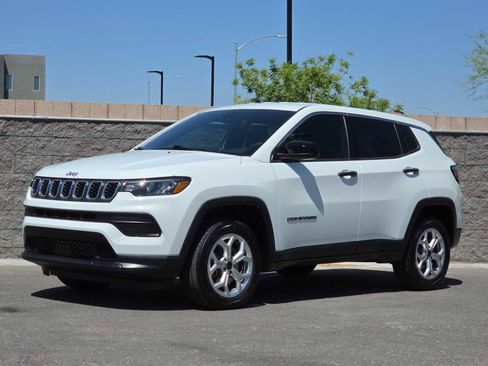 Used 2025 Jeep Compass Sport AWD/4WD image 5