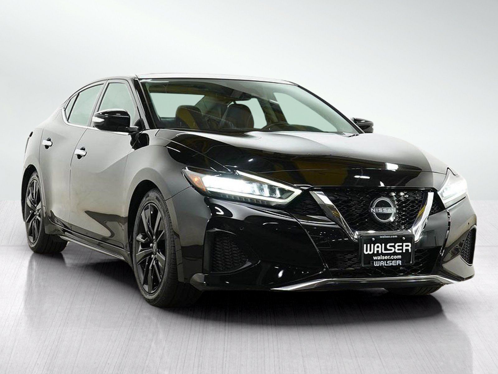 Used 2023 Nissan Maxima SL FWD image 7