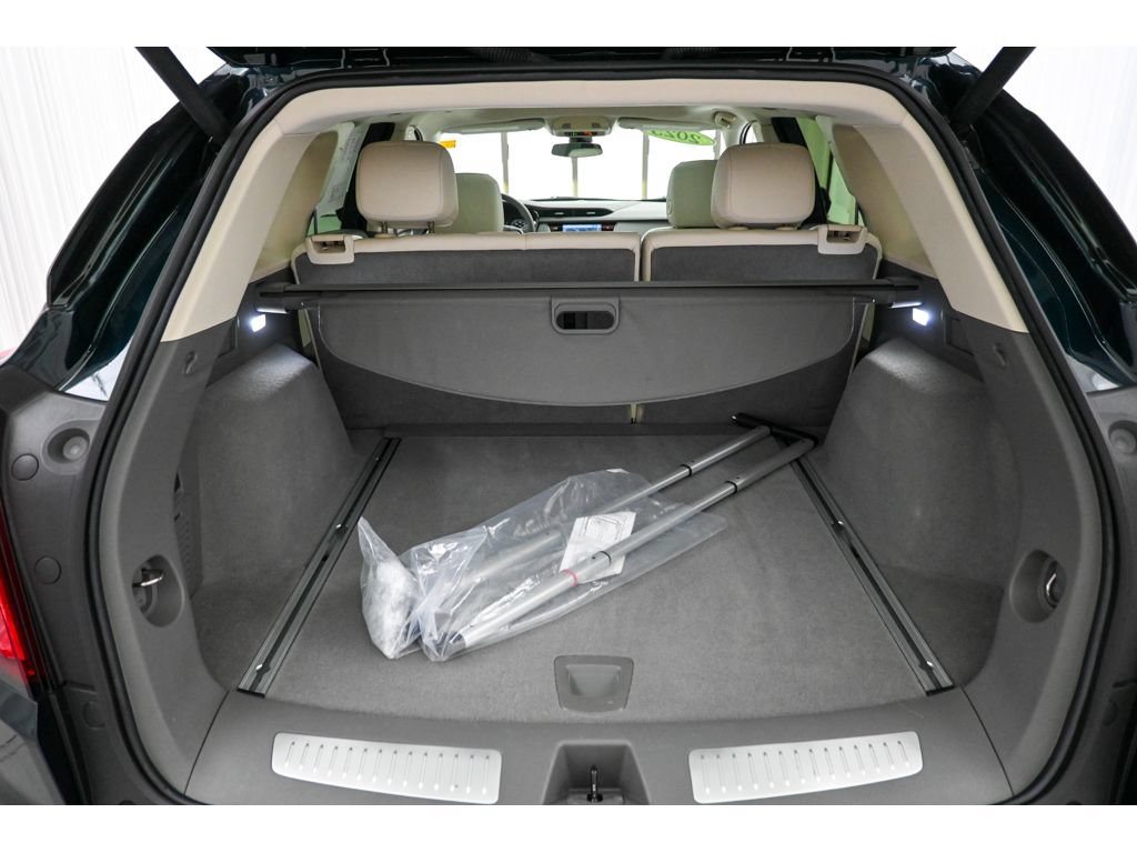 Used 2025 Cadillac XT5 Premium Luxury AWD/4WD image 57