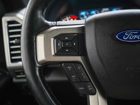 Used 2018 Ford F150 Platinum w/ Equipment Group 701A Luxury AWD/4WD image 23