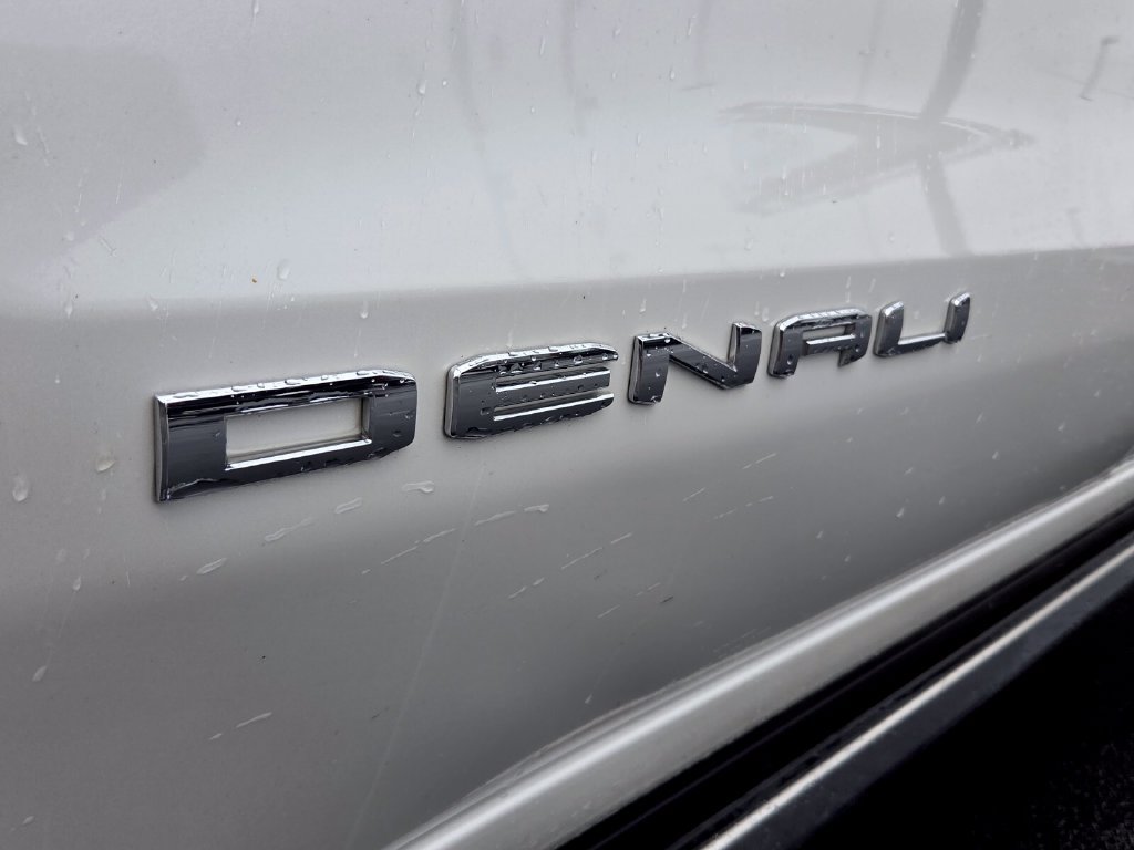 Used 2021 GMC Sierra 1500 Denali w/ Denali Ultimate Package AWD/4WD image 19