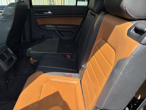 Used 2018 Volkswagen Atlas SEL Premium AWD/4WD image 7