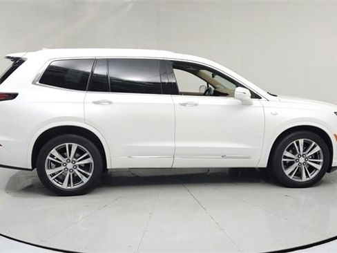 Used 2020 Cadillac XT6 Premium Luxury w/ Platinum Package image 6