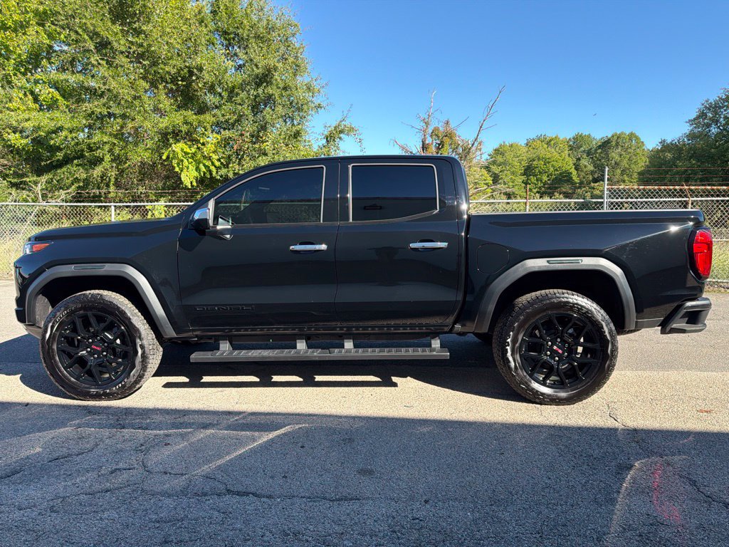 Used 2025 GMC Canyon Denali w/ LPO, Denali Black Edition AWD/4WD image 5