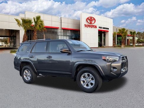 Certified 2022 Toyota 4Runner SR5 Premium image 1