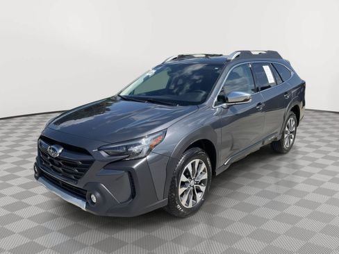 Used 2025 Subaru Outback Touring XT AWD/4WD image 10