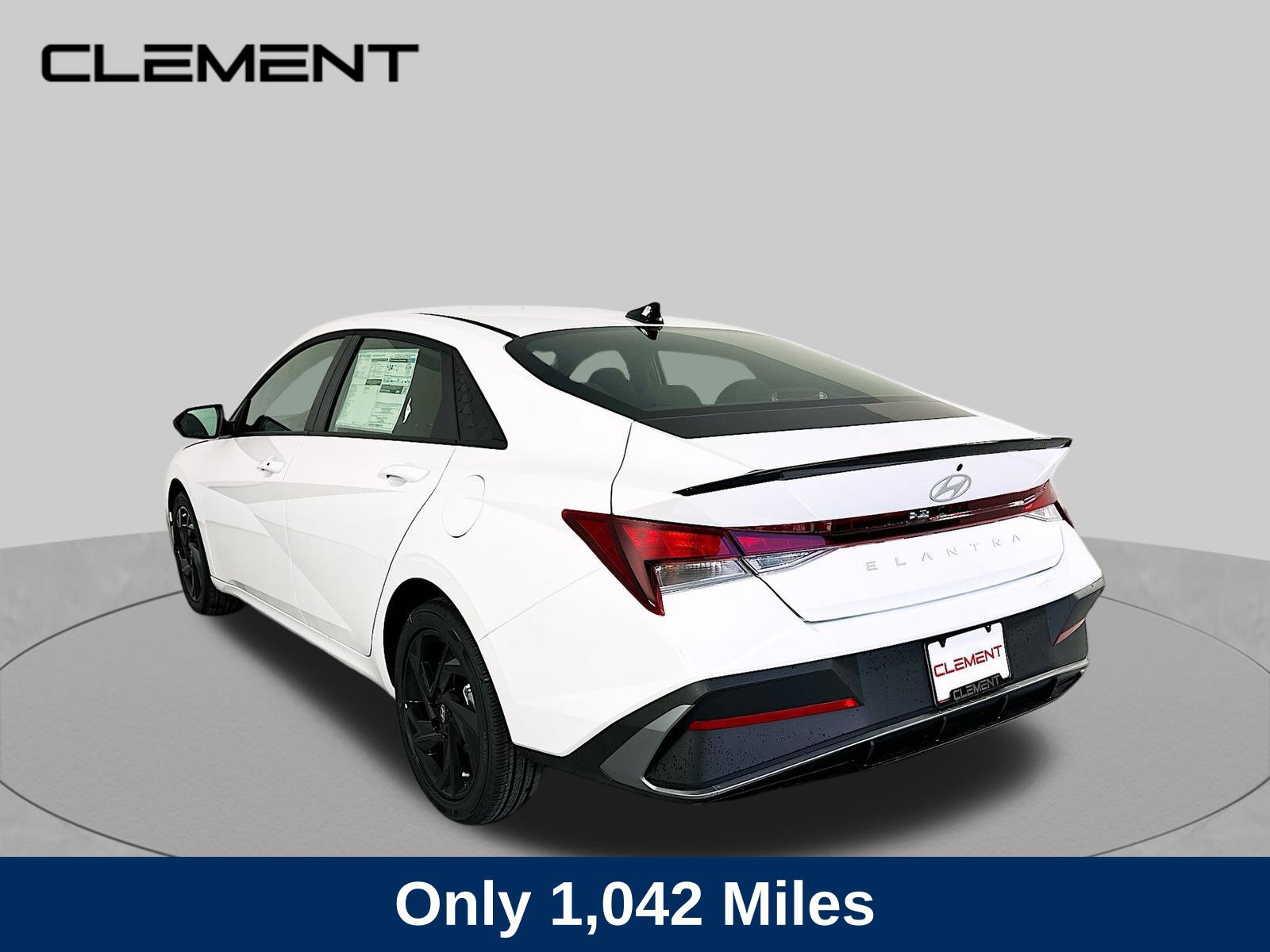 Used 2026 Hyundai Elantra Sport FWD image 8