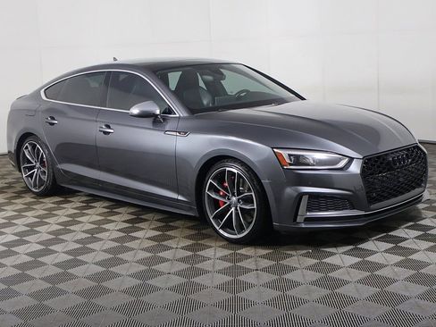 Used 2019 Audi S5 Premium Plus w/ Premium Plus image 2