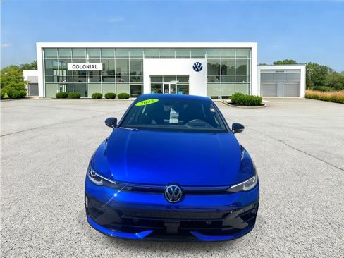 Used 2025 Volkswagen Golf w/ Euro Style Package AWD/4WD image 8
