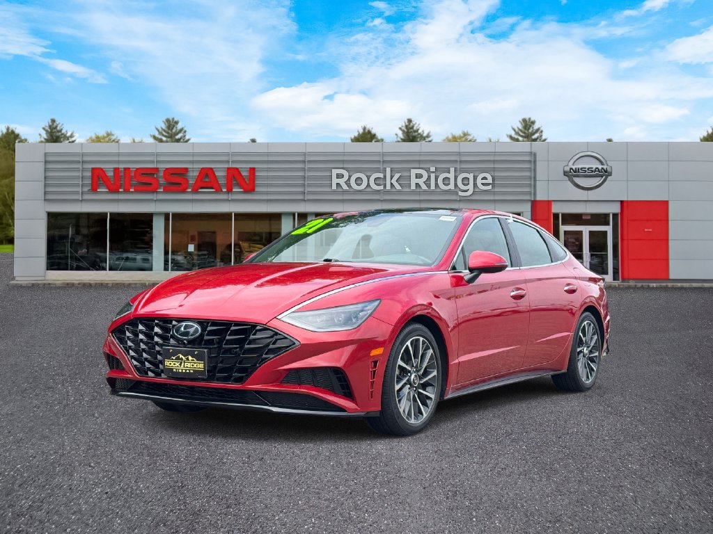 Used 2021 Hyundai Sonata Limited w/ Preferred Accessory Package FWD image 2