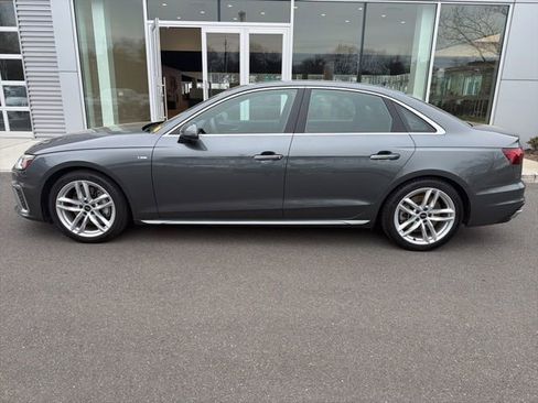 Used 2024 Audi A4 2.0T Premium image 3