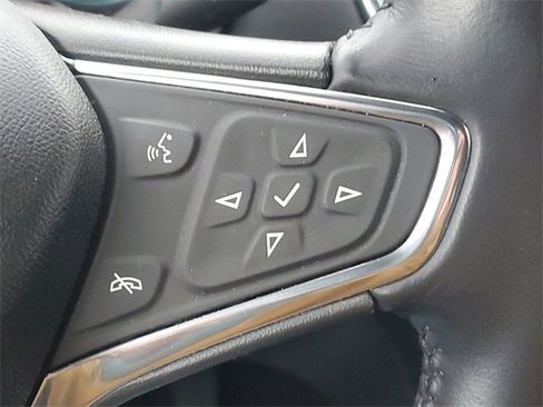 Used 2021 Chevrolet Equinox LT image 11