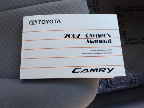 Used 2007 Toyota Camry LE FWD image 21