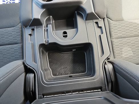 New 2026 RAM 1500 Express AWD/4WD image 32