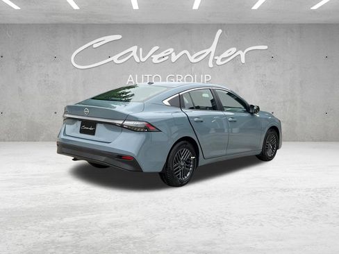 New 2026 Nissan Sentra SV w/ SV Convenience Package FWD image 17