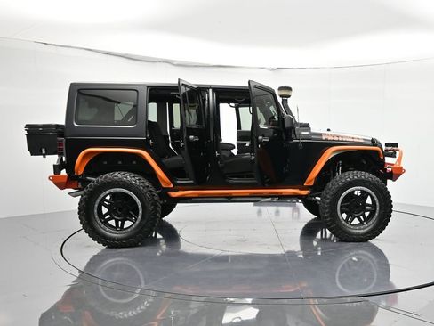 Used 2015 Jeep Wrangler Unlimited Sport w/ Connectivity Group image 50
