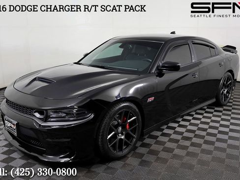 Used 2016 Dodge Charger R/T Scat Pack image 1