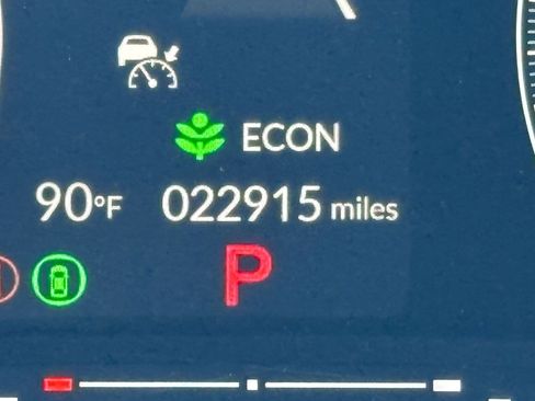 Used 2025 Honda Civic Sport image 28