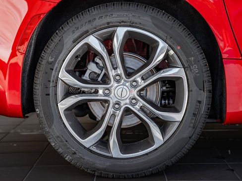 New 2026 Chrysler Pacifica Pinnacle image 18