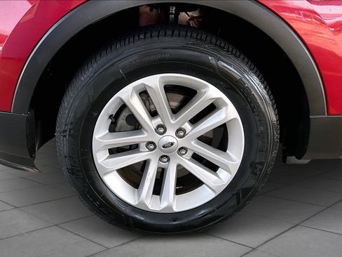 Used 2017 Ford Explorer FWD image 10