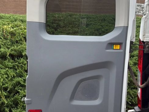 Used 2018 Ford Transit 350 XL RWD image 10
