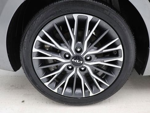 Used 2023 Kia Forte GT-Line w/ GT-Line Technology Package image 9