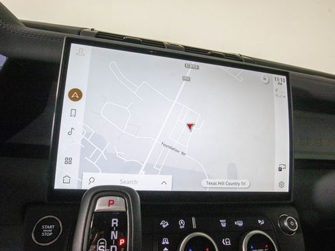 Used 2026 Land Rover Defender 130 S image 24