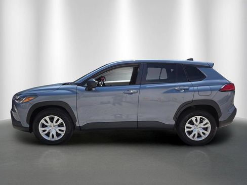 Used 2024 Toyota Corolla Cross L FWD image 6