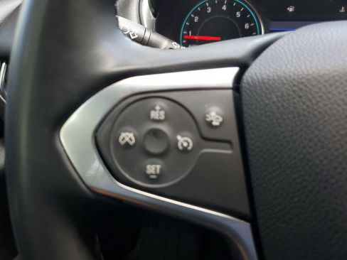 Used 2023 Chevrolet Traverse LT image 30