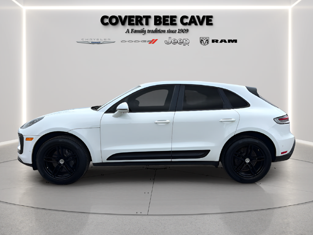 Used 2024 Porsche Macan w/ Premium Plus Package AWD/4WD image 4