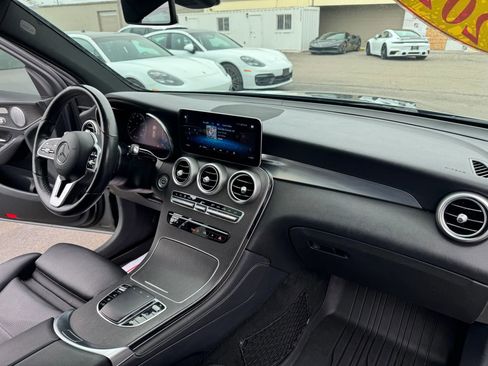 Used 2020 Mercedes-Benz GLC 300 GLC 300 4MATIC Sport Utility 4 w/ Parking Assistance Package image 21