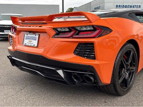 Used 2022 Chevrolet Corvette Stingray Preferred Cpe w/ Z51 Performance Package RWD image 9