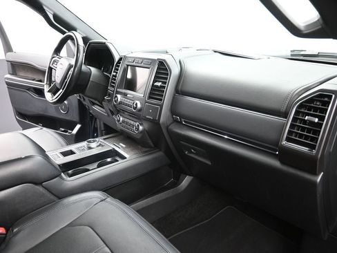 Used 2018 Ford Expedition Limited w/ Equipment Group 301A RWD image 24