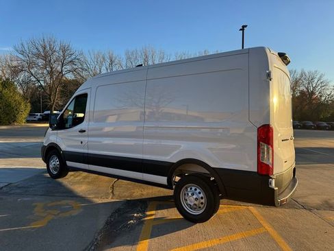 New 2026 Ford Transit 250 148 Medium Roof Extended AWD w/ Load Area Protection Package image 7