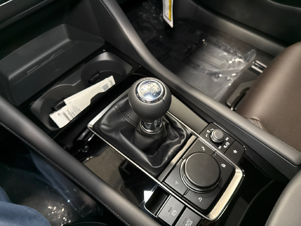 New 2026 MAZDA MAZDA3 2.5 S Hatchback w/ Premium Pkg FWD image 8
