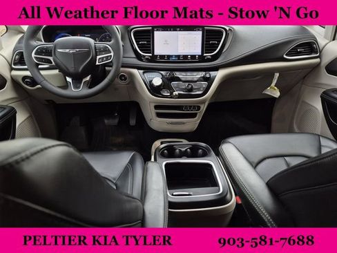 Used 2023 Chrysler Pacifica Touring-L w/ Road Tripper Package AWD/4WD image 31
