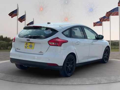 Used 2016 Ford Focus SE w/ Equipment Group 201A image 6