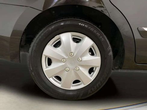Used 2010 Nissan Sentra 2.0 SL w/ Leather Pkg FWD image 98