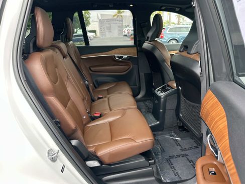 Certified 2023 Volvo XC90 T8 Plus image 23