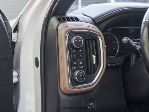 Used 2022 Chevrolet Silverado 3500 High Country w/ Technology Package AWD/4WD image 40