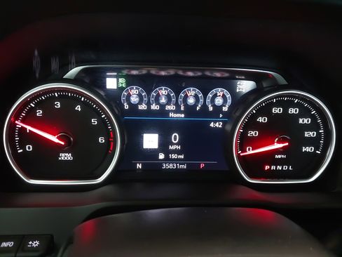 Used 2022 Chevrolet Silverado 2500 LTZ w/ LTZ Premium Package AWD/4WD image 18
