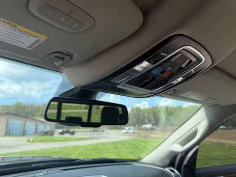 Used 2024 RAM 2500 Laramie AWD/4WD image 29